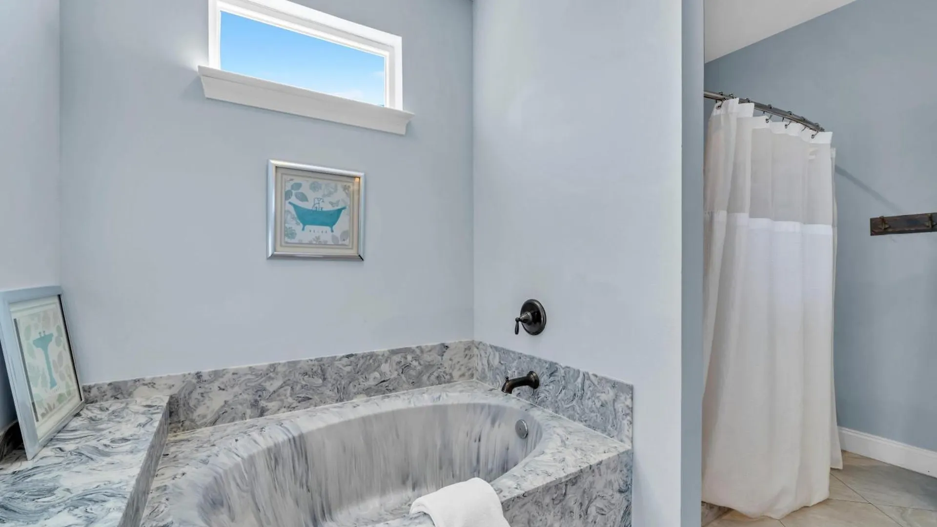 Crystal Waves Villa Destin United States